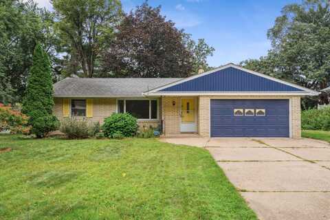 English, SAINT PAUL, MN 55106