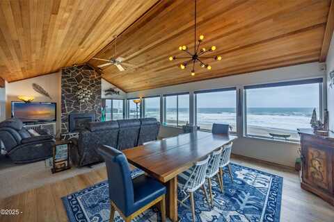 3815 Lincoln, Depoe Bay, OR 97341