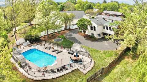 3466 Overbrook DR, Roanoke, VA 24018