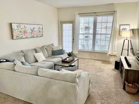 280 RIVERBEND DR, Charlottesville, VA 22911
