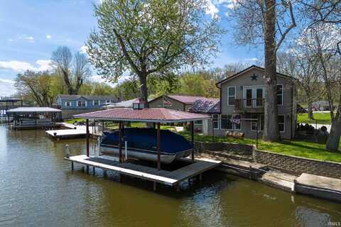 725 Bluewater Drive, Monticello, IN 47960