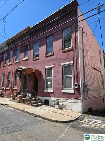 610 W Norwegian Street, Pottsville, PA 17901