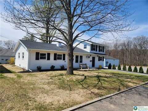 1242 Turtzo Boulevard, Washington, PA 18013
