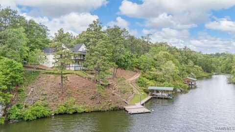 733 Cartwright Road, Titus, AL 36080