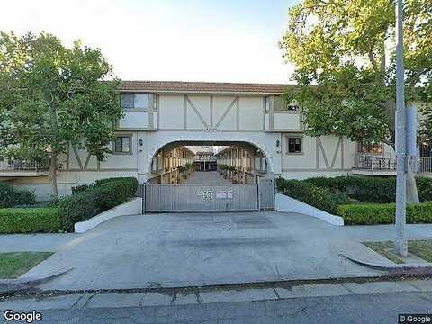 Variel Ave, Chatsworth, CA 91311