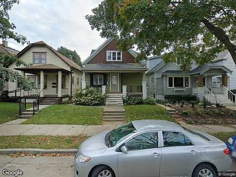 E Rosedale Ave, Milwaukee, WI 53207
