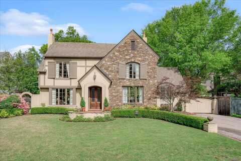 77 W CHICKASAW, Memphis, TN 38111