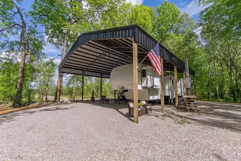850 ELIZABETH, Savannah, TN 38372