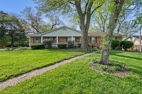 4044 Locke Avenue, Bridgeton, MO 63044