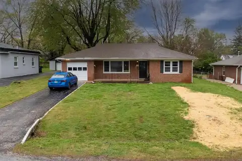 7 Lakewood Drive, Belleville, IL 62223