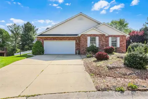 14 Berry Patch Lane, Glen Carbon, IL 62034