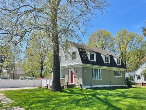 822 E Union Avenue, Litchfield, IL 62056