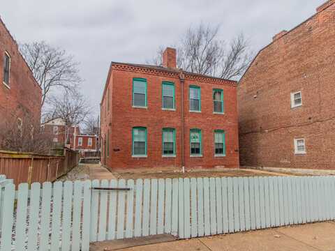 2411 Menard Street, Saint Louis, MO 63104