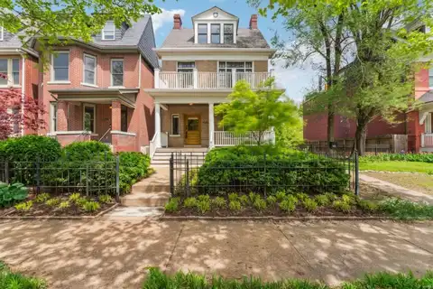 4245 Maryland Avenue, Saint Louis, MO 63108