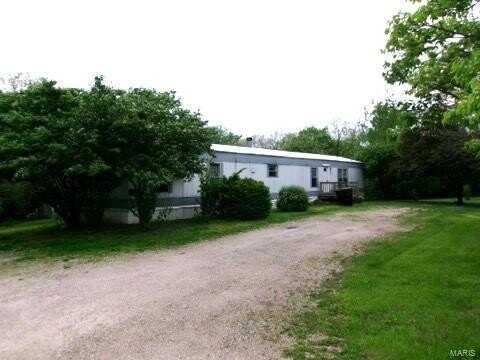 90 New Hope Road, Elsberry, MO 63343