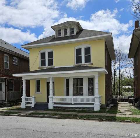 707 Center Street, Hannibal, MO 63401