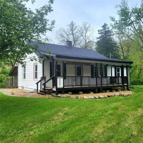 2332 Llewellyn Road, Belleville, IL 62223