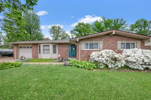 16 Larkin Lane, Saint Louis, MO 63128