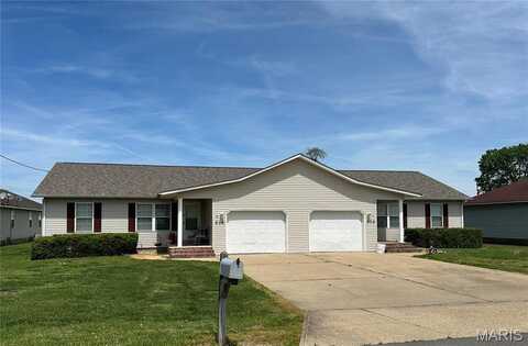 806 Susan Street, Dexter, MO 63841