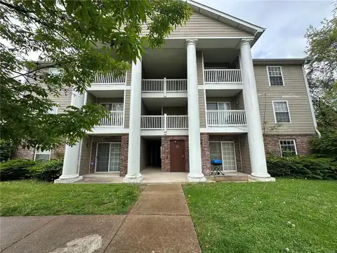 664 Materdie Lane, Florissant, MO 63031
