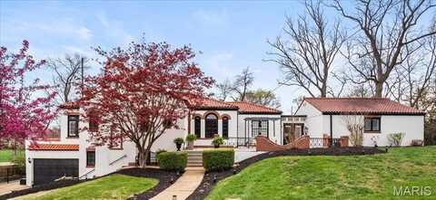 1 Grantview Lane, Grantwood Village, MO 63123