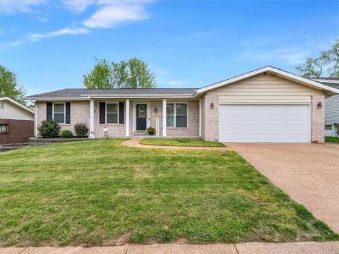 2517 Alcarol Drive, Fenton, MO 63026