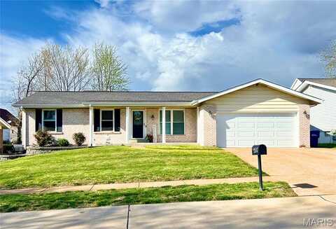 2517 Alcarol Drive, Fenton, MO 63026