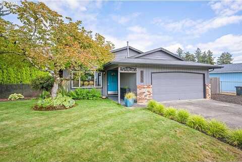 Holladay, PORTLAND, OR 97230