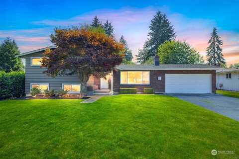 4Th, PUYALLUP, WA 98371