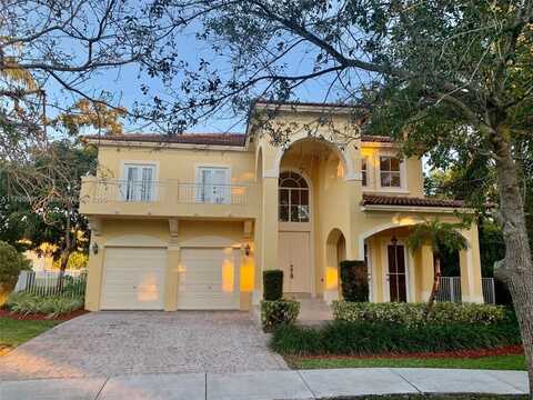 8219 SW 165th Ct, Miami, FL 33193