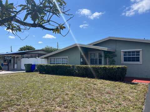 7740 NW 11th St, Pembroke Pines, FL 33024