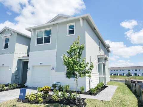 532 SE Rivergrass St, Port Saint Lucie, FL 34984