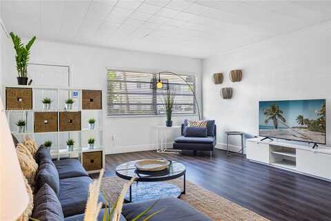 1150 8th St, Miami Beach, FL 33139