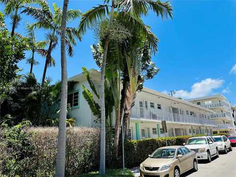 911 Meridian Ave, Miami Beach, FL 33139