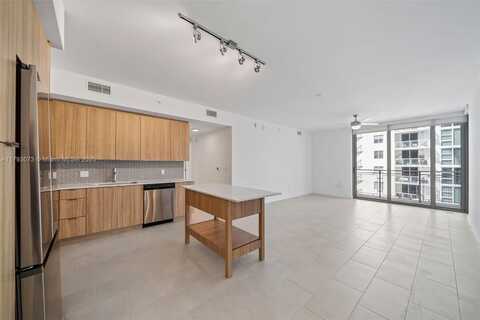 2150 N Bayshore Dr, Miami, FL 33137