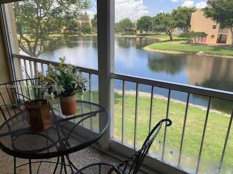 6021 NW 61st Ave, Tamarac, FL 33319