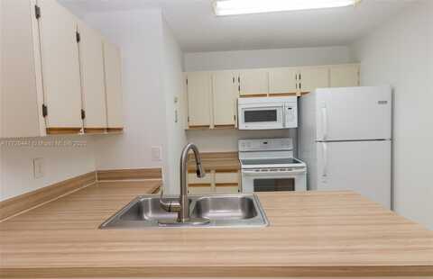18328 NW 68th Ave, Hialeah, FL 33015
