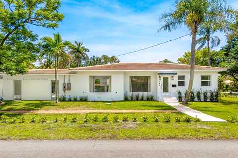 701 NE 119th St, Biscayne Park, FL 33161