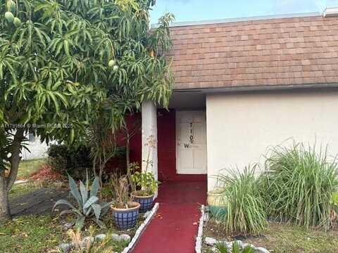 710 SW 73rd Ave, North Lauderdale, FL 33068