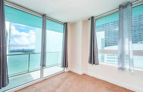 N Bayshore Dr, Miami, FL 33132