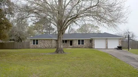 Bayou Drive Drive, Bay City, TX 77414