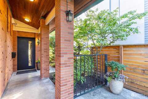 15Th, SEATTLE, WA 98112