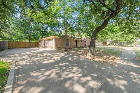 Circle, BEDFORD, TX 76022