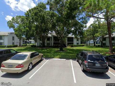 Pine Ridge Cir W, Tarpon Springs, FL 34688