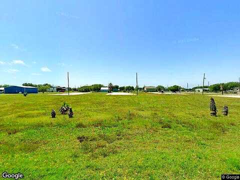 W Houson Avenue, Seadrift, TX 77983