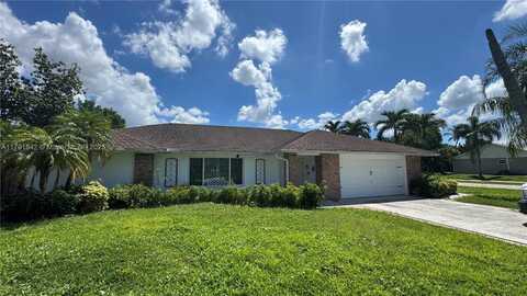 990 Hickory Trl, Wellington, FL 33414