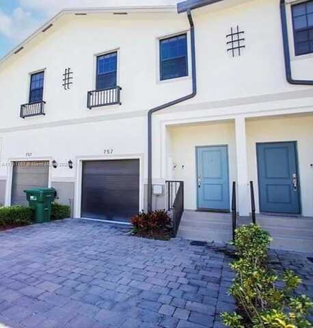 757 SW 11th St, Florida City, FL 33034