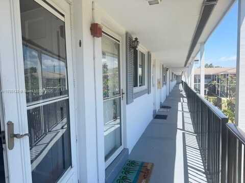 1431 S 14th Ave, Hollywood, FL 33020