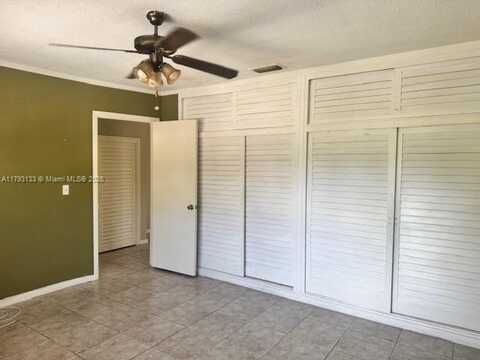 1431 S 14th Ave, Hallandale Beach, FL 33020