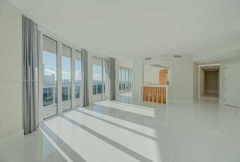 4100 Island Blvd, Aventura, FL 33160